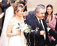 Hasan A�a evleniyor