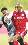 ZE ROBERTO: Ze Roberto, �ocuklar�n�n e�itimini aksatmamak i�in sezon ortas�nda gelmedi.