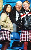 Ma� a��k kanaldan yay�nlanmas�na kar��n Avni Aker Stad��na 10 bine yak�n futbolsever geldi.