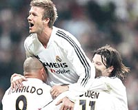 R.Madrid  puan Owen, Roberto Carlos ve Helguerann golleriyle ald