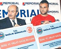 Beikta yneticisi Murat rnsak ile kaleci Ramazan Kurunlu, Memorial Hastanesine giderek organlarn baladlar.