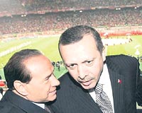  BABAKAN BRLKTE ZLED....   Olimpiyat Stadndaki mata ev sahibi olan Erdoan talya ve Arnavutluk babakanlarn arlad.