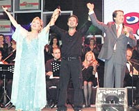 Muhte�em konser