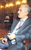 Biz b�t�n �niversiteler aras�nda en iyisiyiz. Her g�n ba�ka bir birinci-ikinci a��klan�yor. Bunlara girmem ama �unu bilmelisiniz �stanbul �niversitesi her alanda birincidir.