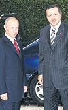 Devlet Bakan Putin, Babakan Erdoan Rusyann Antalyas olarak bilinen Soideki saraynda kapda karlad.