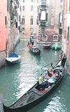 Venedik'te gkyz ylesine maviydi ki