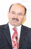 VALLER TOPLADI Milli Eitim Bakan Hseyin elik, 81 ilin valisini 2005-2006 eitim yl iin bilgilendirme toplantsnda Kzlcahamamda bir araya getirdi.
