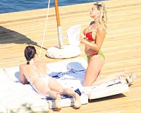 Telefonu elinden d��medi