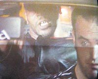 Eski Ar Siklet Dnya ampiyonu Tysonun taksideki sinirli grnts televizyona byle yansd.