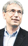 Pamuk Fikir zgrlm kullandm diye savunma yapt.