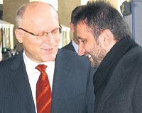 Serdar Gzelaydn, ortada futbol dnda her ey olduunu ifade etti.