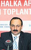 (Soldan saa) Temel Kotil, Metin Kilci ve lhami Ko, halka arz iin talep toplama ileminin 16-18 Mays arasnda yaplacan aklad.