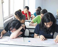HAFTAYA SINAV VAR.... 18 Haziran Pazar g�n� yap�lacak �SSye 1 milyon 536 bin ��renci girecek. �SSde en ba�ar�s�z olanlar� genel lise mezunlar� olu�turuyor. 