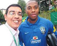 SORUN DEL.... Robinho, arkadamz Galip ztrke iini dkerken, iki mata toplam 41 dakika oynamay dert etmediini syledi