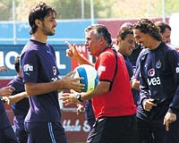 Teknik direkt�r Lazaroni y�netiminde haz�rl�klar�n� tamamlayan Trabzon Kayseriye gitti.