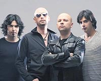 Y�ksek Sadakat sahnede s�nanacak