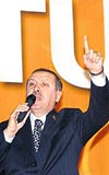 Babakan Erdoan Manisada partililere hitap etti.
