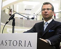 Vedat A��� 