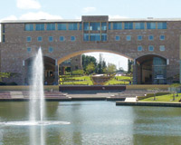 Bond �niversitesi/Avustralya