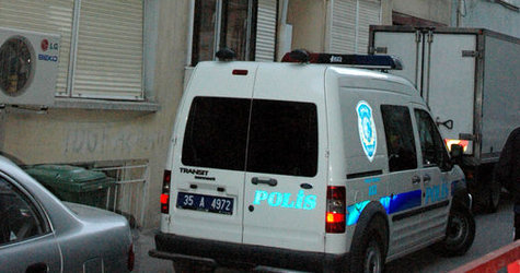 Babas�n� uyurken �ld�rd�